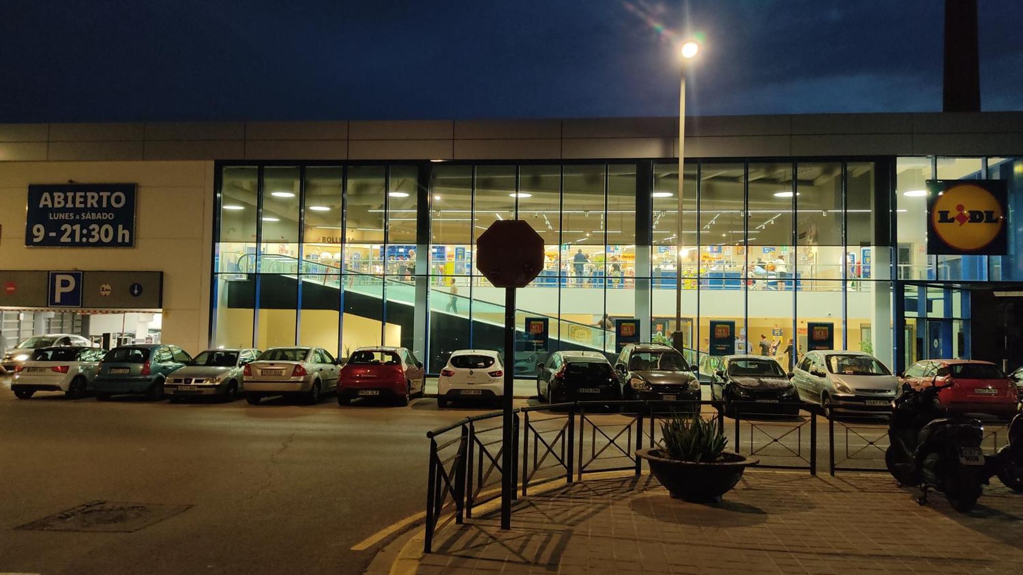 Alojamiento Junto Aeropuerto Valencia A Манисес Екстериор снимка